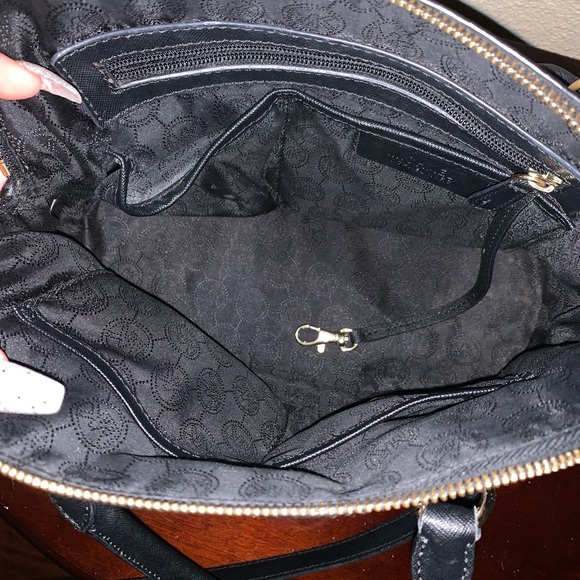 Michael Kors Bag - Picture 2 of 7